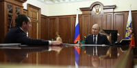 Президент России Владимир Путин поддержал предложение губернатора Андрея Чибиса о запуске комплексного проекта развития Арктики и Трансарктического транспортного коридора - Город Североморск