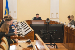Андрей Чибис: единовременные выплаты работникам бюджетной сферы должны быть доведены до конца 2025 года